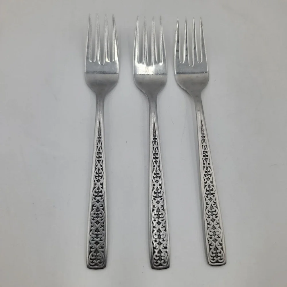 3pc Wm Rogers Mfg Co Calypso Pattern Stainless Salad Forks IS Flatware Set